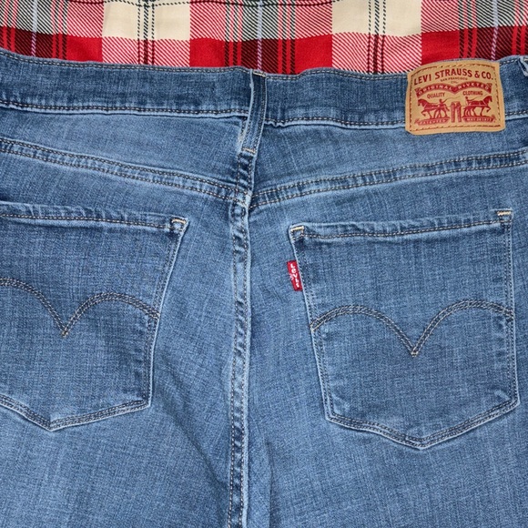Levi's Women's Straight Leg Jeans in Blue - Picture 3 of 5